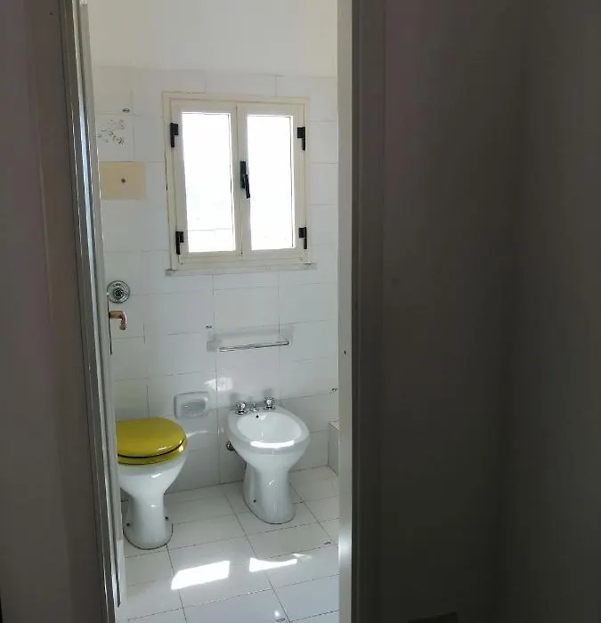 Una Stanza a Cefalù-1